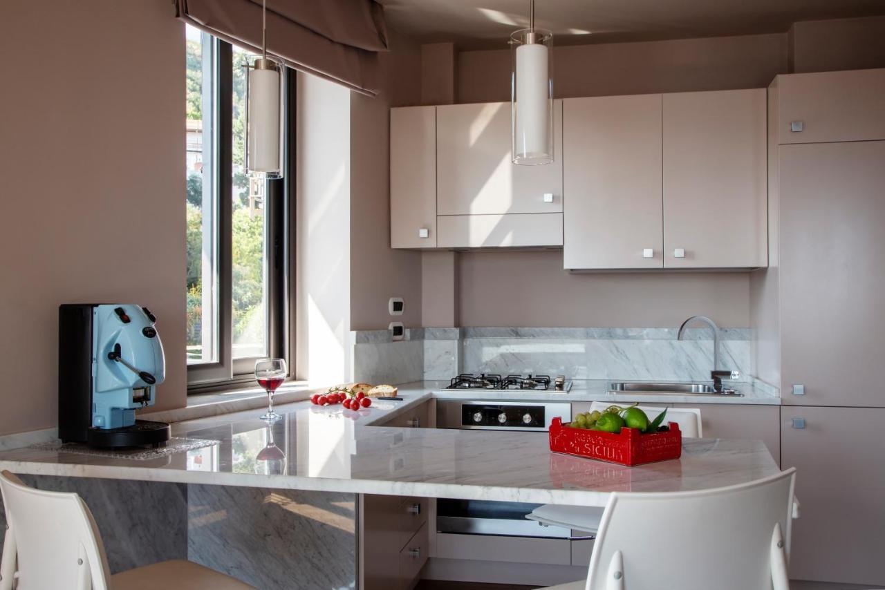 Ferienwohnung Fenetre Sur Le Blue Taormina Exterior foto